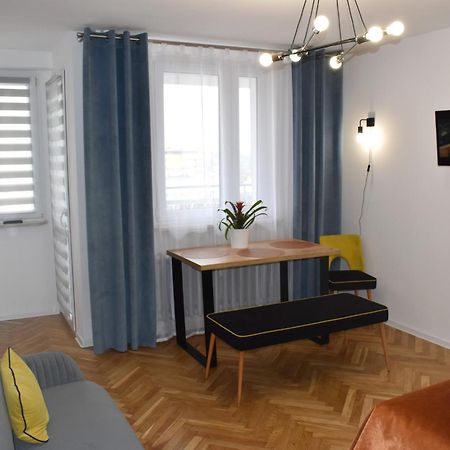 קטוביץ Apartament Mck 100M, Spodek 150M, Nospr מראה חיצוני תמונה